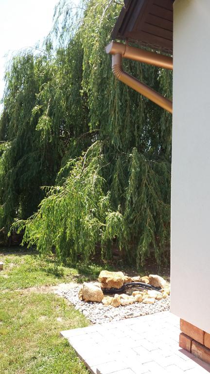 Pongrácz Apartman Zirc Exterior foto